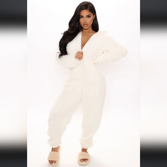 Fashion Nova Pants - Fashion Nova Cream Bear Babe PJ Jumpsuit M